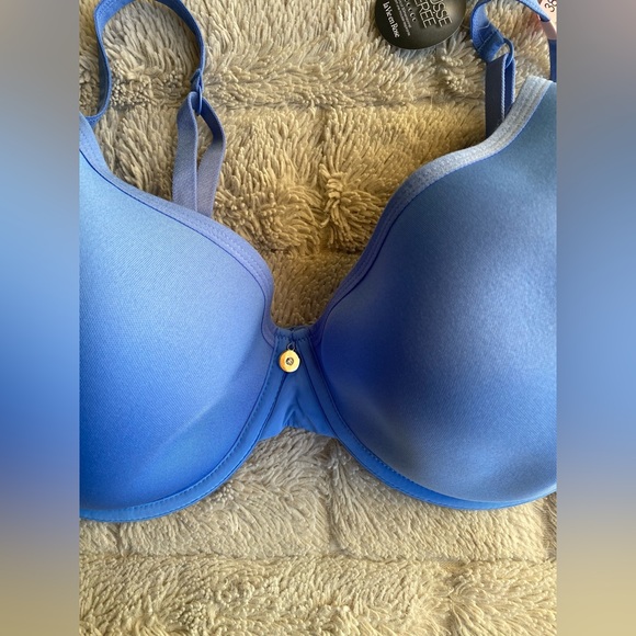 La Vie en Rose Spacer ultra Breathable Foam Bra - Picture 2 of 9